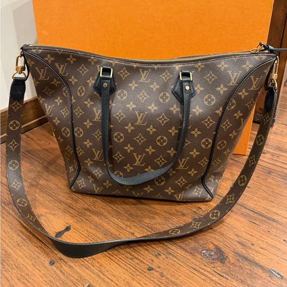 Authentic Louis Vuitton Tournelle MM MNG Nior - Picture 2 of 15
